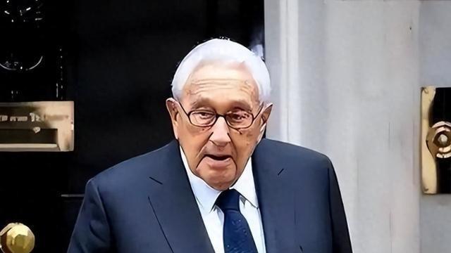 颜冬升记：万万没想到， 基辛格 竟然预言