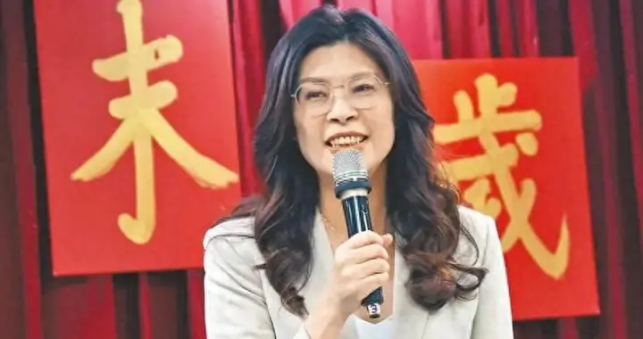 郑丽文喊话全岛要两岸和平，但有一句话，大陆得多留一个心眼