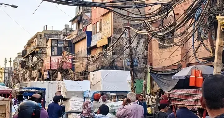 印度挺不住了，面对未来的停电危机，给中企画了张7000多亿的大饼