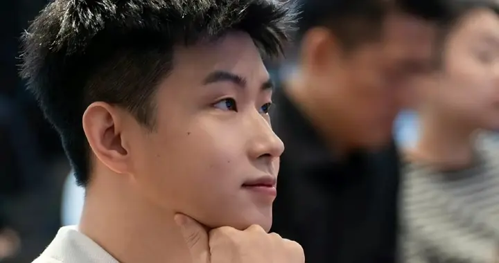 迟来的147，赵心童耗时7分07秒，轰出满分147；排历史最快第2人。