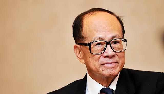 外交部发言人迄今四次表态，均未指责李嘉诚