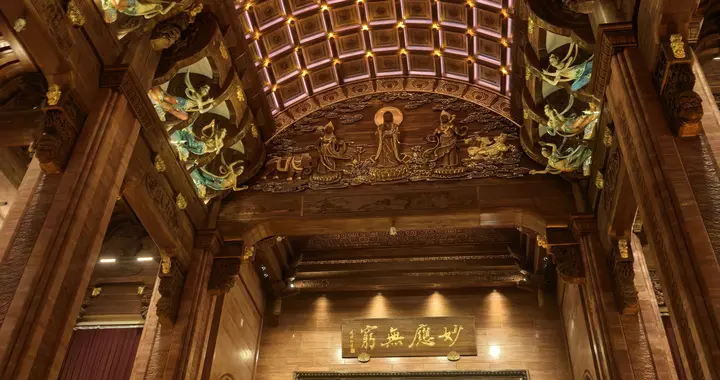 历史上的所有盛世都值得怀疑
