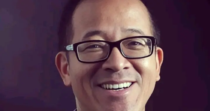 俞敏洪又失“一臂”，孙东旭离开了，据罗永浩说，他最喜欢拍马屁