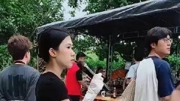 大湾区蓝妖鱼：花七个小时蹲一顿鸡，最后听