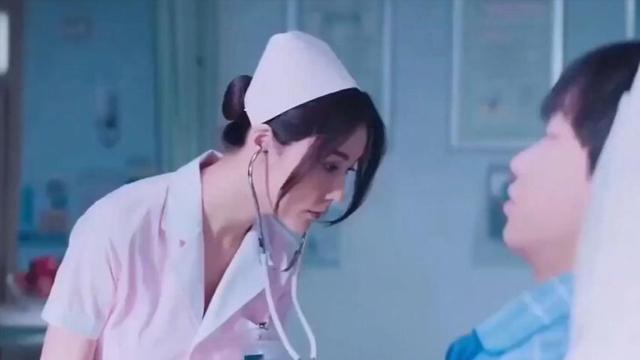 白虎简科：男大学生每月去医院捐精十几次