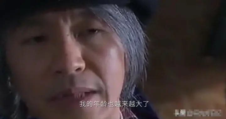 以为能毁了周星驰，没想到自己遭反噬，李嘉明崩溃，两家店被搞闭