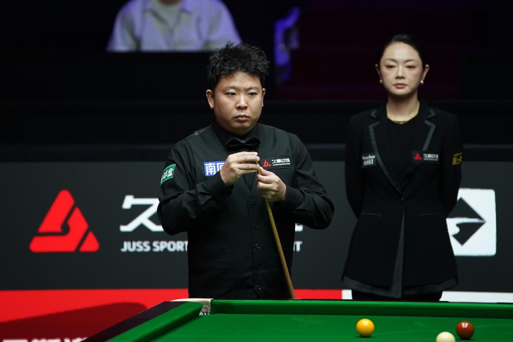 张安达0-5落后连救4赛点，为何仍4-6输给利索夫斯基？