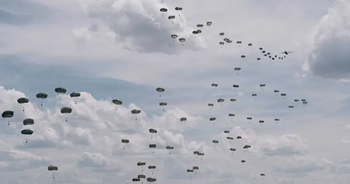 美将第82空降师司令部部署到中东，准备应对伊朗的地面作战？