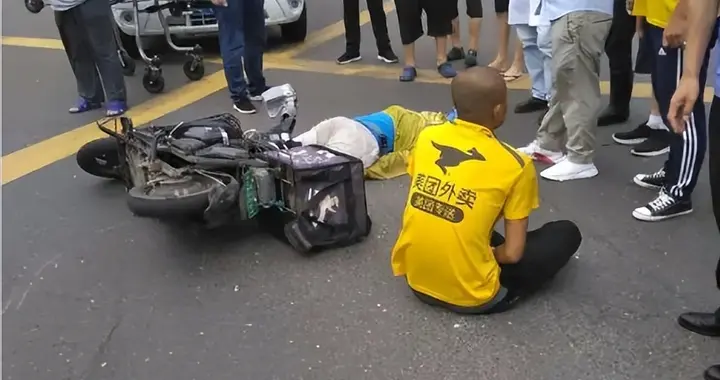 路不好好走，老汉赔了14万：法律可不惯着你，谁有错谁担责