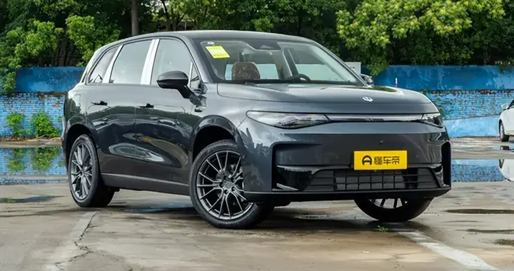 定位中型SUV，配置齐全，2026款零跑C10值得购买吗