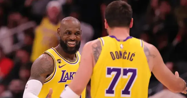 双杀热火！湖人狂轰8连胜，东契奇60分队史第一 詹姆斯连创5大神迹