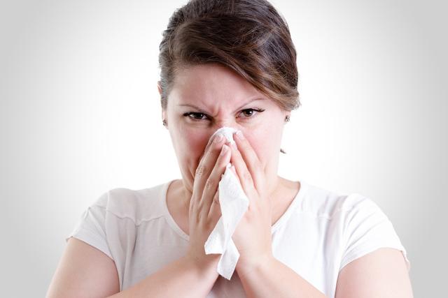 医生|引起鼻出血的原因有哪些？
