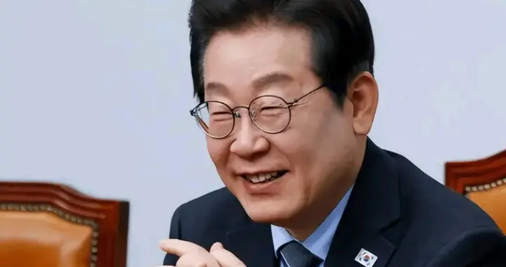 中美谈完首个赢家浮现！李在明站对队，韩国有望坐稳东亚第二席位