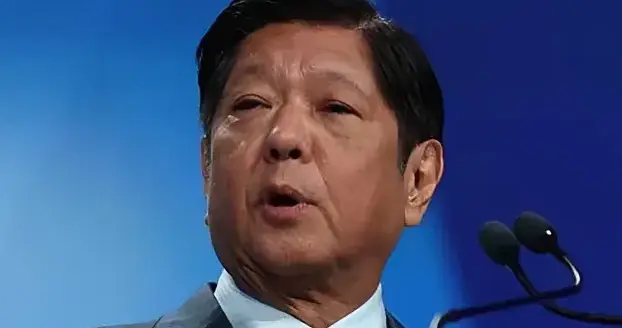 事关菲防长！马科斯回应了：一句“站出来”，彻底葬送菲律宾未来