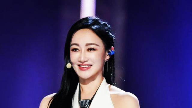 厦门红英姐：50岁的赵子琪今日凌晨发文表