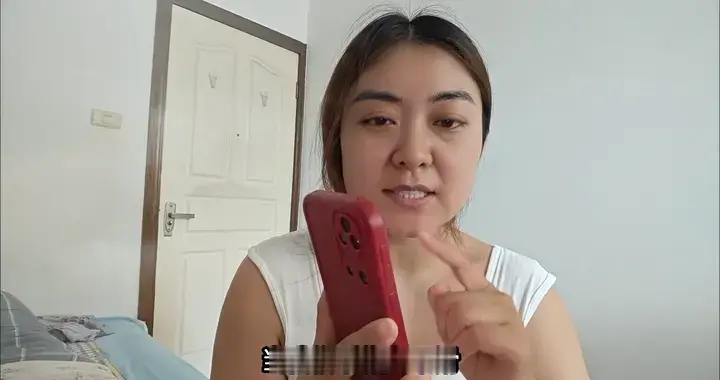 手机自带的手电筒，隐藏4个实用功能，买手机的永远不会告诉你
