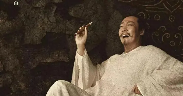 李白最短的一首诗，仅20字，孤独意境却温暖人心，流传千年！