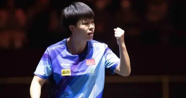 4-0爆冷淘汰朱雨玲强敌 王艺迪赛后一句话全场笑翻 国乒最高底线