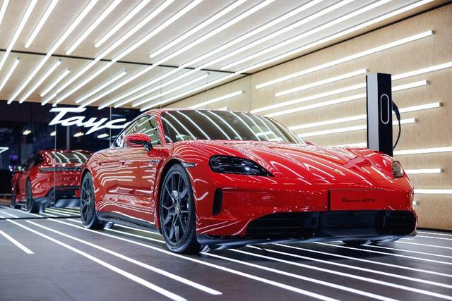 保时捷新款911 GT3及旅行版中国首秀 保时捷中国研发中心战略升级