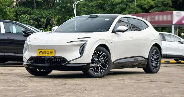 冬季用车指南：阿维塔07如何应对低温续航、补能与安全问题