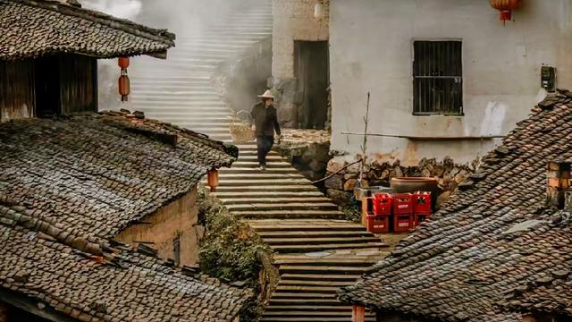 夜夜未央：男人这辈子除了妻子，全是江湖！