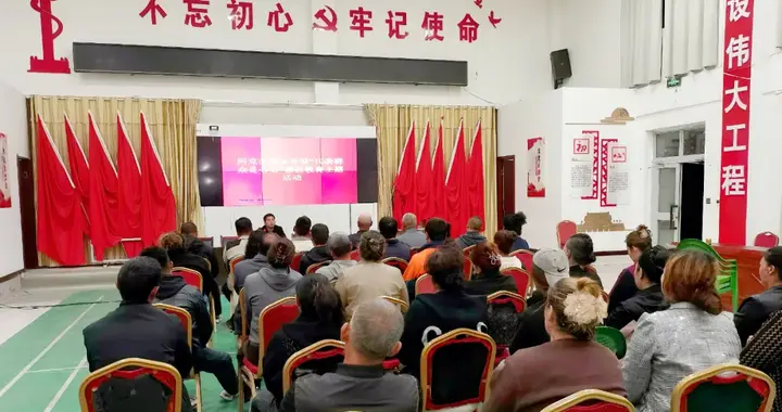 阿克苏普乡开展“代表群众连心日”感恩教育活动