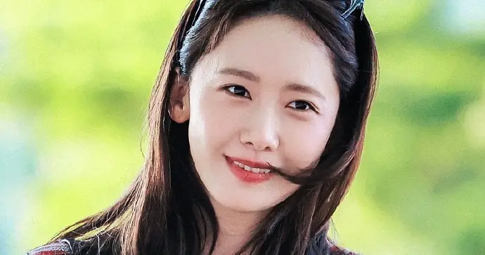 林允儿春日系美图赏析