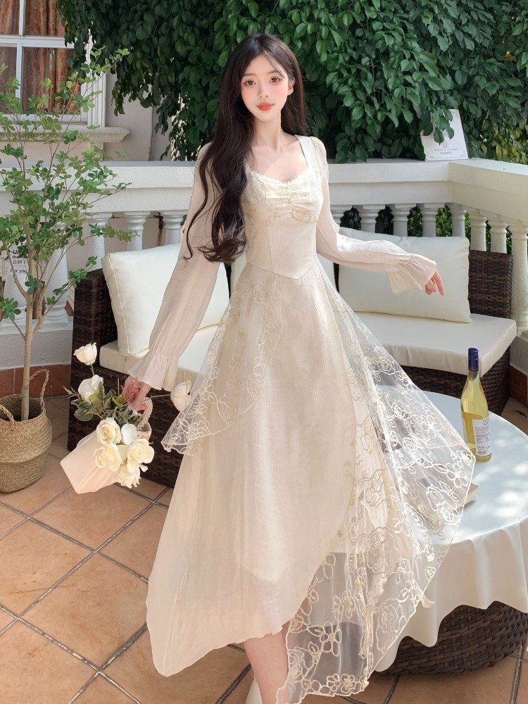 新中式大码女装蕾丝拼接长袖连衣裙女