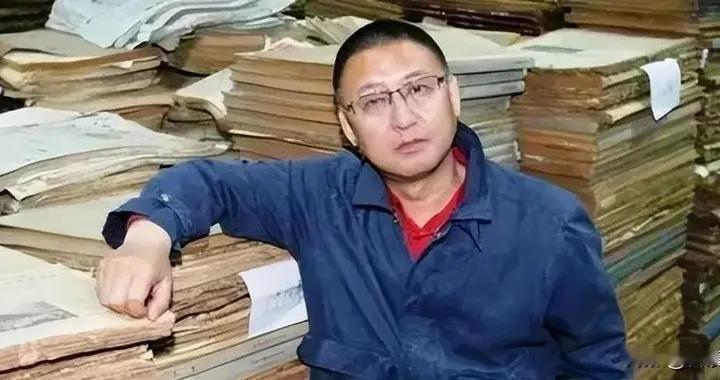 放弃副市长跑去捡破烂，如今身无分文，却成了四川的骄傲