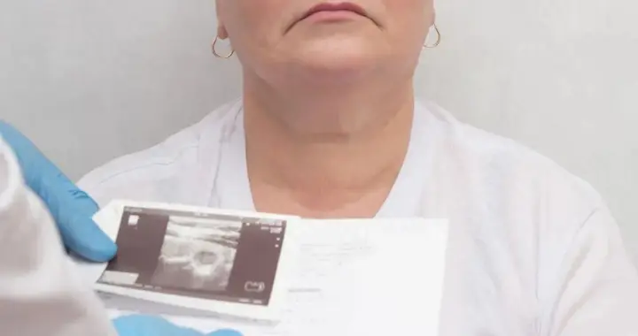 身体不断出现这7个症状，十有八九是恶性肿瘤，最好去检查一下！