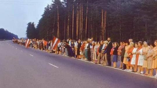 翻开历史看未来：有网友问了一个经典的问题