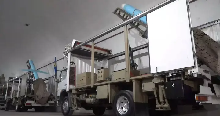 美军三艘航母即将就位，伊朗展示无人机和导弹库存，大战一触即发