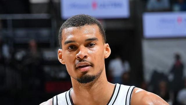 头条头号詹蜜：文班亚马复出首战状态火热