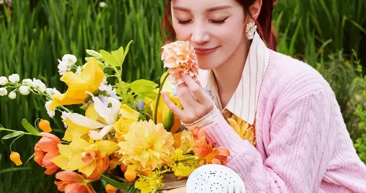 宋雨琦粉色系少女