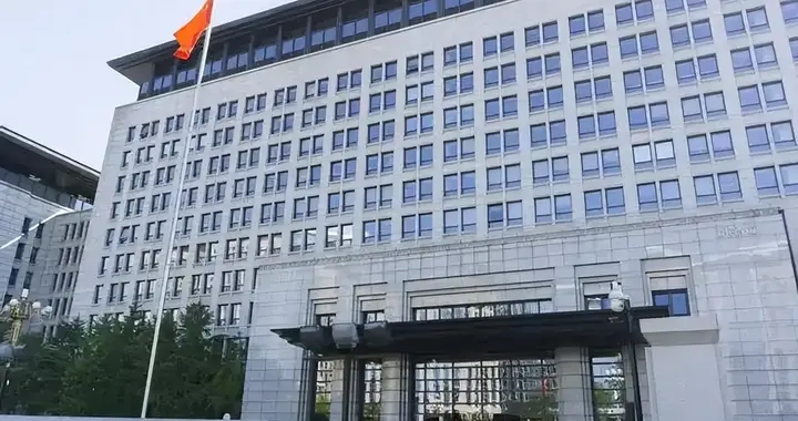 中方不再克制，出口管制航空新规“双线开炮”，日本急得跳脚！