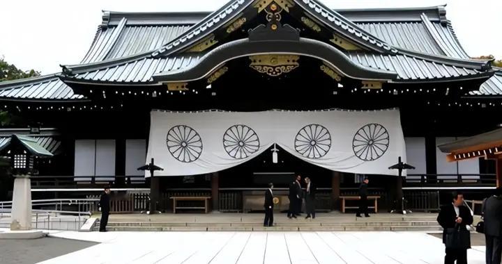 日本为何宁愿背负周围国家的骂名，也要在靖国神社供奉甲级战犯？
