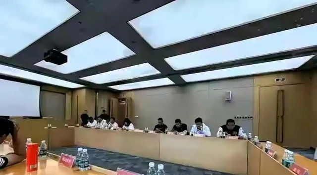 不解决球迷提出的问题却解决提出问题的球迷，泰山队一举措引众怒
