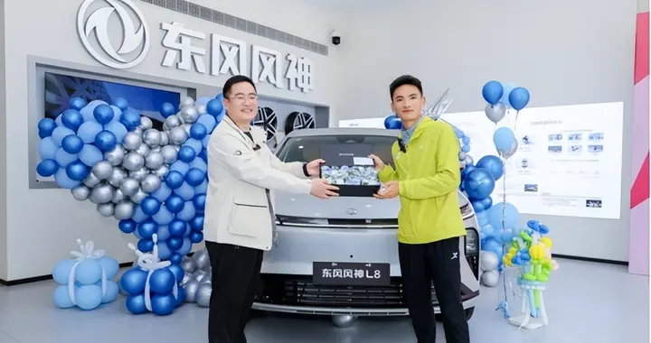 丰配友同款豪华舒适SUV，载毛孩子温柔同行