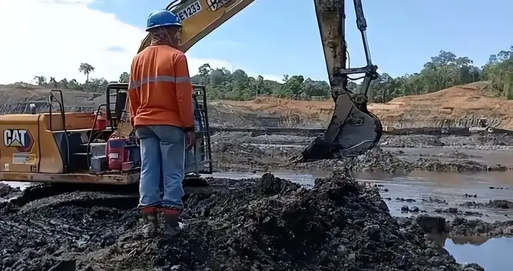 扛不住了？印尼镍价暴跌，大批中企在印尼镍厂亏惨，集体减产自救