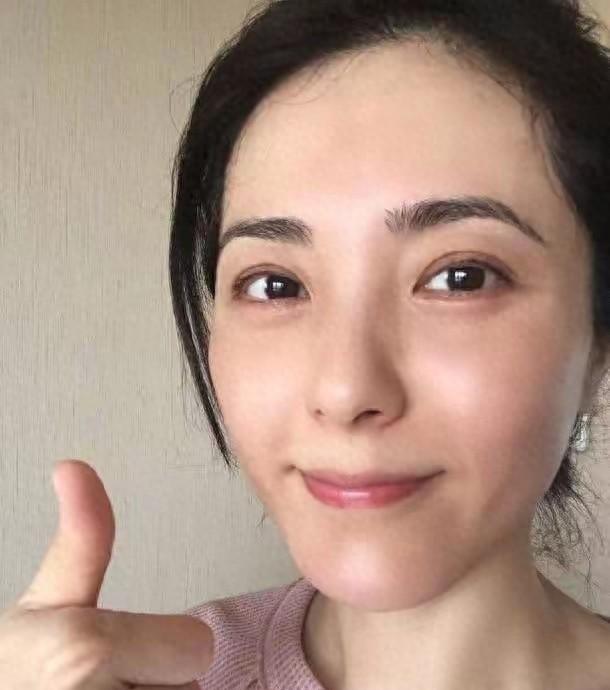曾黎这次恐“凉凉” ，网友怒斥：退圈吧，她不红是有原因的！