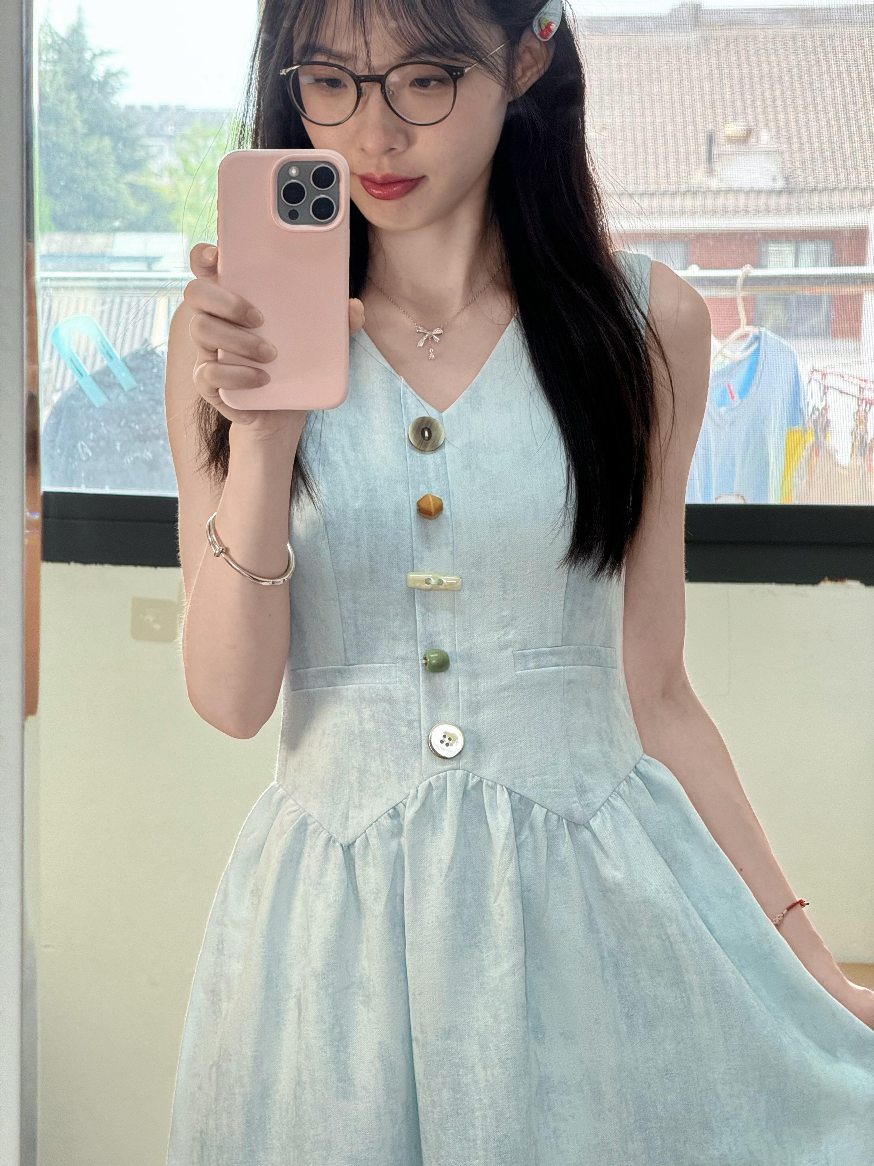 温柔海盐蓝v领收腰无袖衬衫裙！