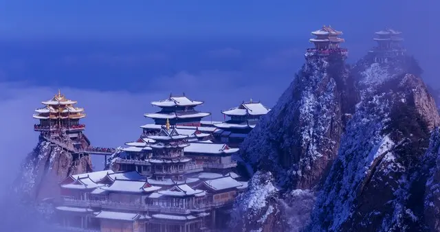 22次奔赴等一回！老君山惊现“灵气护罩”，1200万网友在线接好运