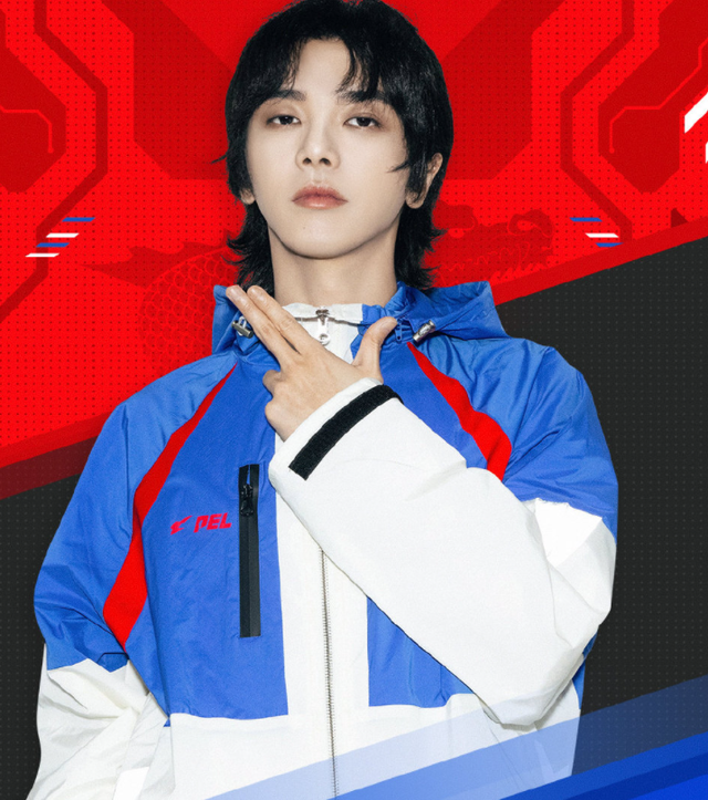 华晨宇加入LGD和平精英分部 ，成为青训选手，当前高热