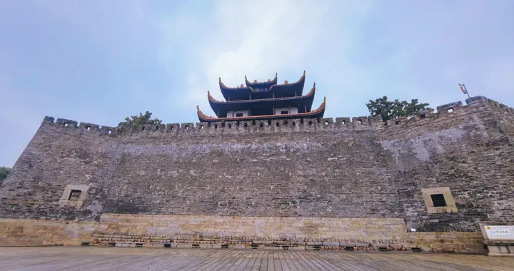 长沙这阁楼仅3层楼，与黄鹤楼齐名，并列中国十大文化名楼