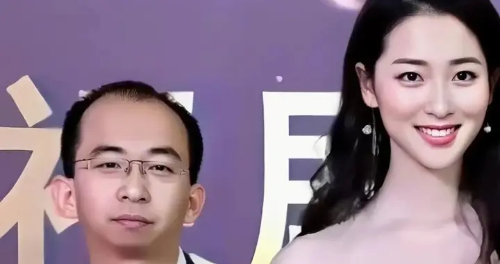 10亿身家的“丑导”巨兴茂，娶小15岁美妻被嘲“牛粪”，如今怎么样了？