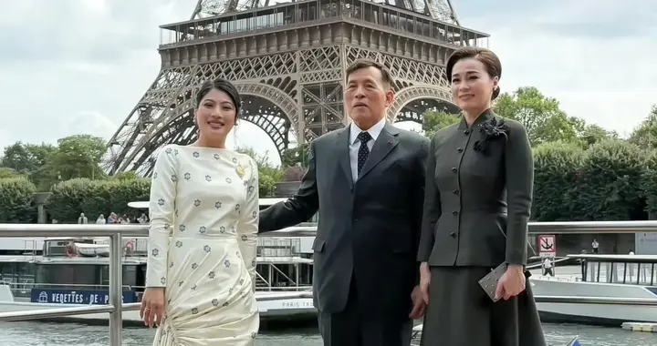 泰王心境转变！帕公主去世内心或变得柔弱，小女儿思蕊梵尚不适应