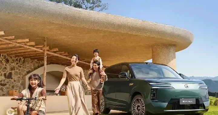 豪华“大平层”SUV！标配易三方+云辇-A，补贴1.5万，剑指理想L7