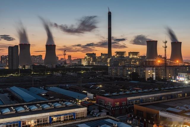 新集能源(601918)年报点评：煤稳电增 一体化优势继续加深