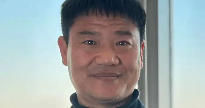 反诈老陈账号被封：脱下警服那天，他就注定走不远