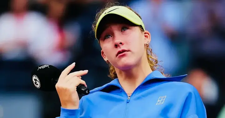 又哭了！安德烈耶娃连续错失WTA1000马德里站女单和女双冠军！